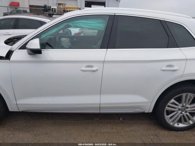WA1BNAFY8J2041134 Audi Q5 2.0t Premium