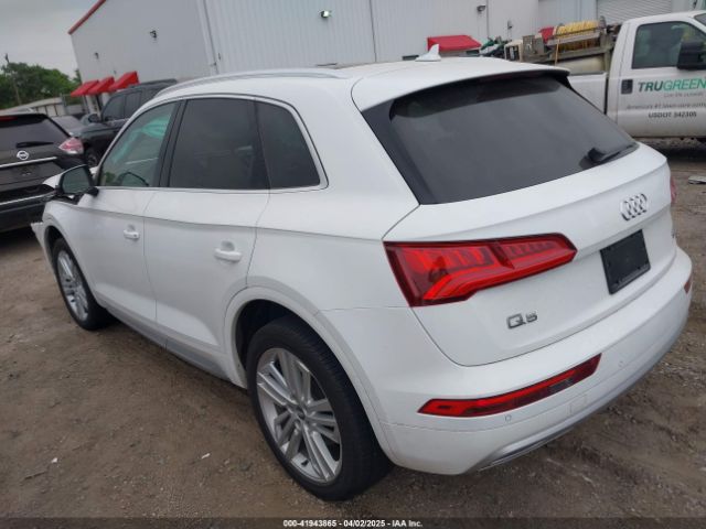 WA1BNAFY8J2041134 Audi Q5 2.0t Premium
