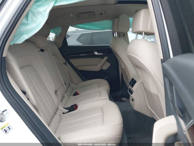 WA1BNAFY8J2041134 Audi Q5 2.0t Premium
