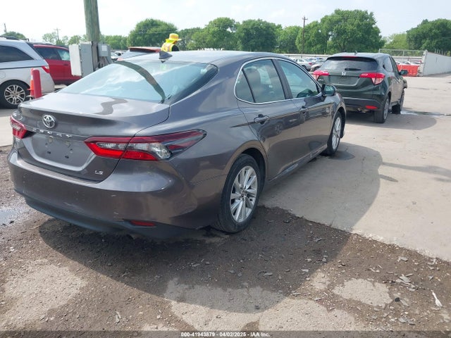 4T1C11AK8RU203977 Toyota CAMRY LE