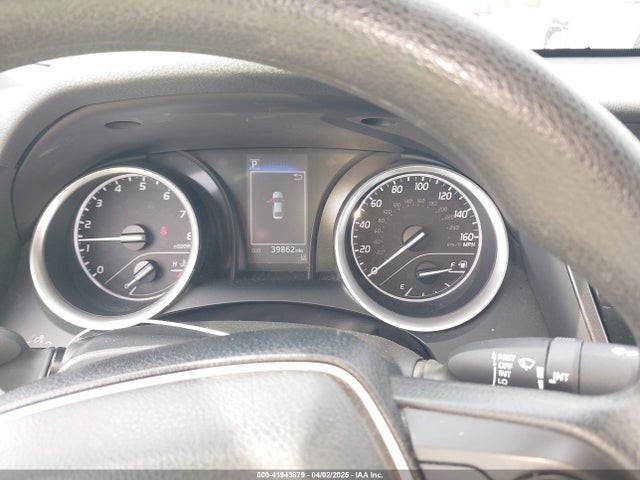 4T1C11AK8RU203977 Toyota CAMRY LE