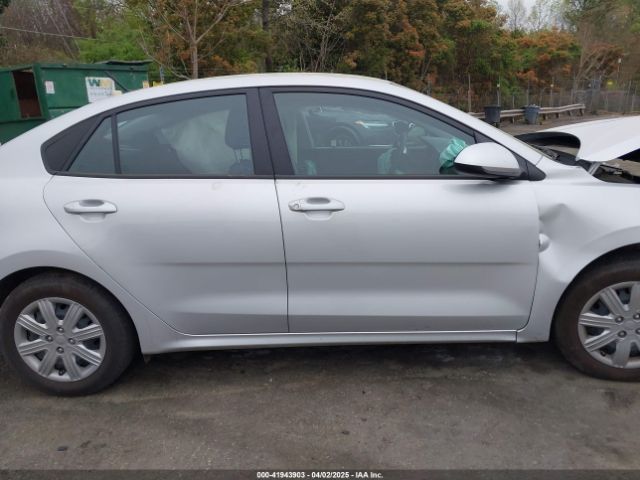 3KPA24AD2PE628795 KIA RIO LX