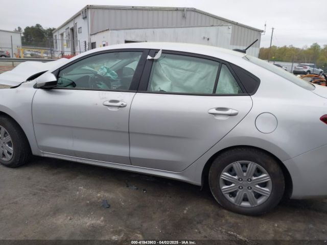 3KPA24AD2PE628795 KIA RIO LX