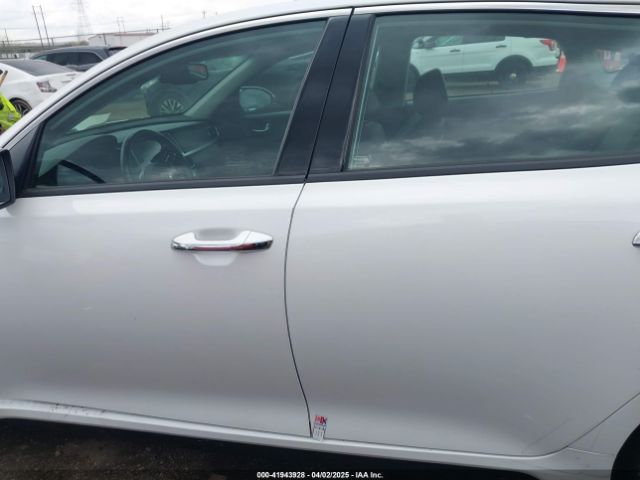 5XXGT4L36KG370292 KIA Optima S