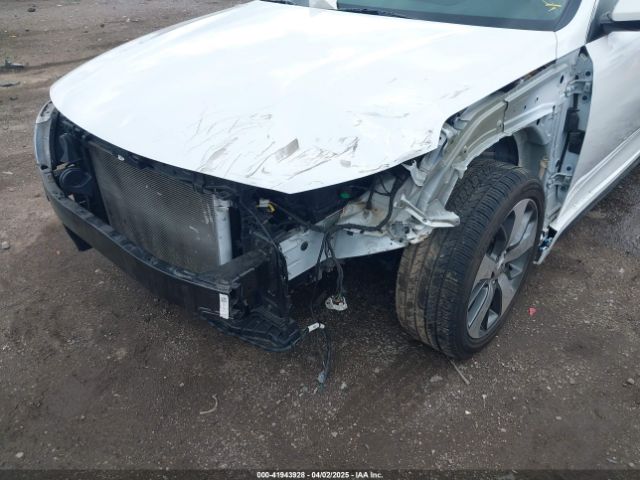 5XXGT4L36KG370292 KIA Optima S