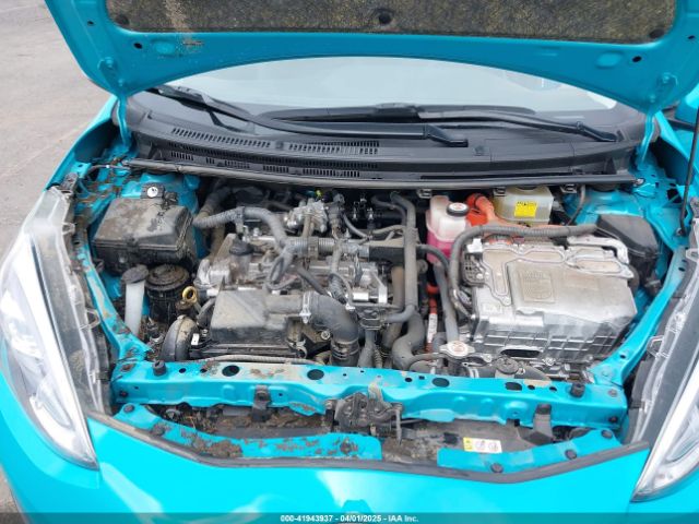 JTDKDTB31J1615609 Toyota Prius C Four