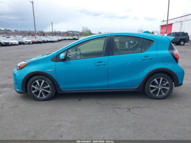 JTDKDTB31J1615609 Toyota Prius C Four