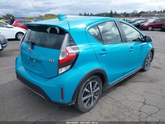 JTDKDTB31J1615609 Toyota Prius C Four