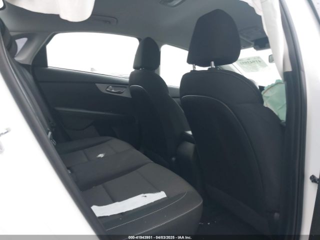 3KPF24AD0NE455376 KIA Forte Lxs