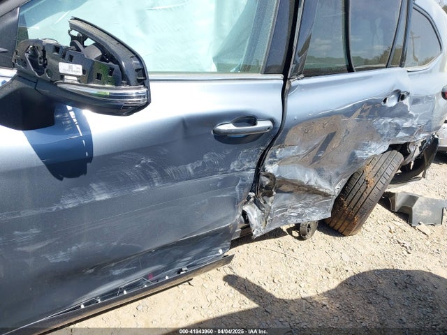 5TDGZRAH3MS083911 Toyota Highlander Xle