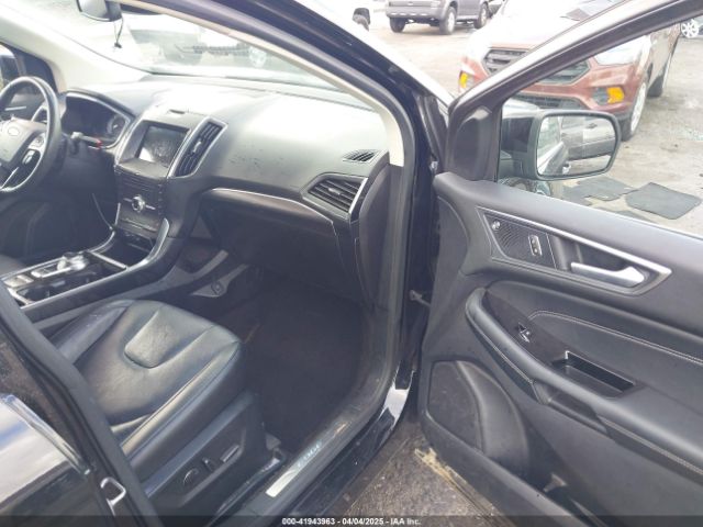 2FMPK4K94KBC39933 Ford Edge Titanium