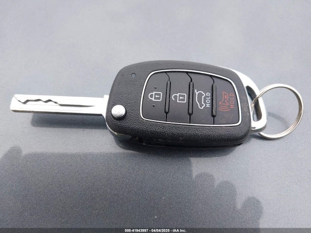 5XYZTDLB1JG509285 Hyundai Santa Fe Sport 2.4l