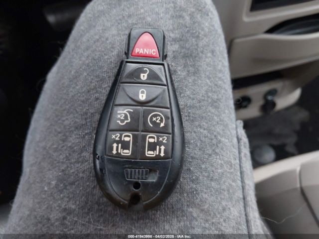 2C4RC1CG7ER467409 Chrysler Town & Country Touring-l