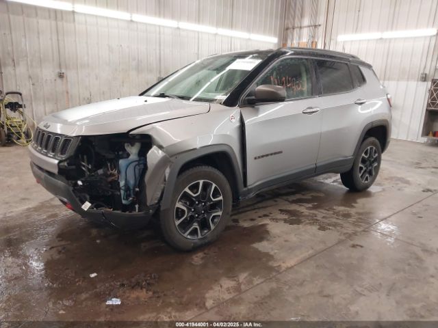 3C4NJDDB8KT667863 Jeep Compass Trailhawk 4x4
