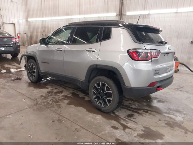 3C4NJDDB8KT667863 Jeep Compass Trailhawk 4x4