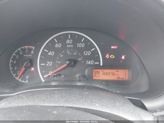 3N1CN7AP4HL852856 Nissan Versa 1.6 S+