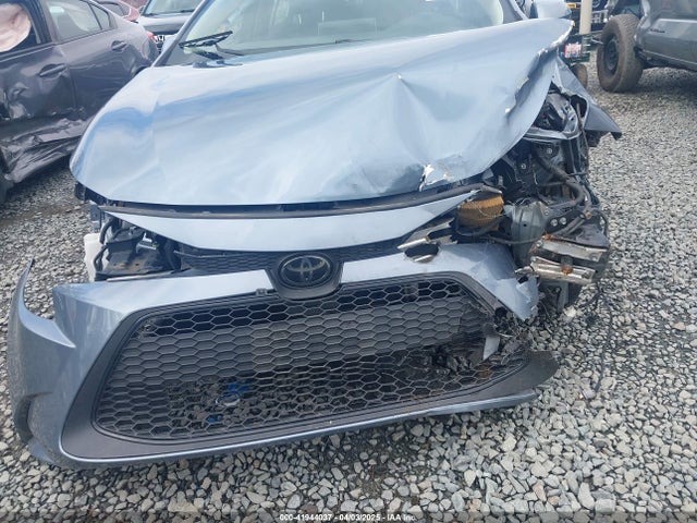 JTDEPRAE2LJ040594 Toyota COROLLA LE