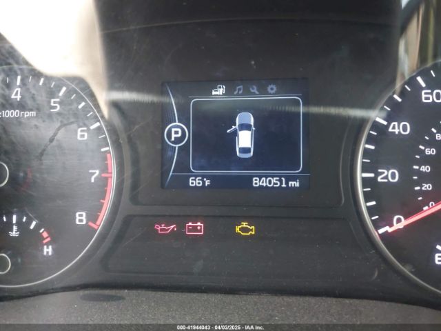 KNAGT4L3XJ5205443 KIA Optima Lx