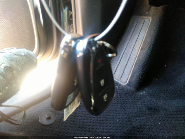 1GNERFKW1PJ246437 Chevrolet Traverse Fwd Ls