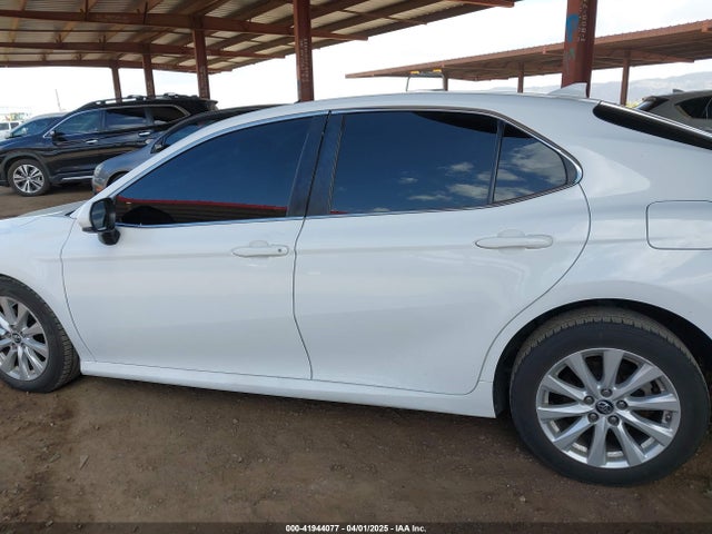 4T1B11HK0KU798847 Toyota CAMRY LE