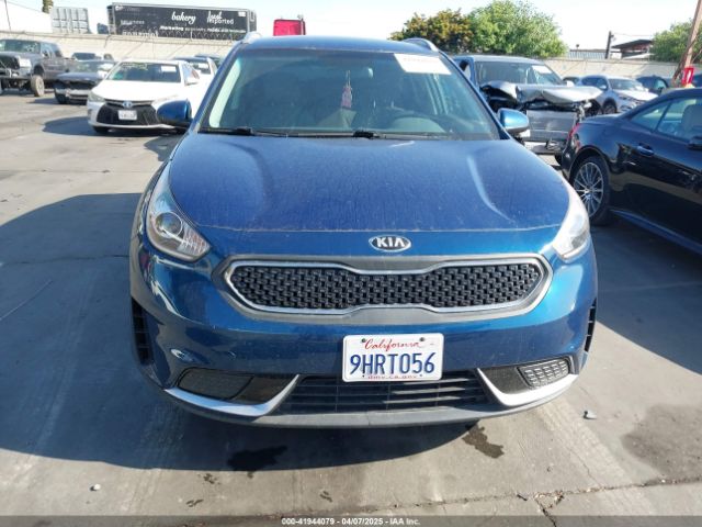 KNDCB3LC3J5204701 KIA NIRO LX