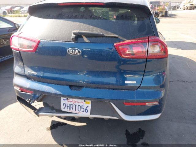 KNDCB3LC3J5204701 KIA NIRO LX