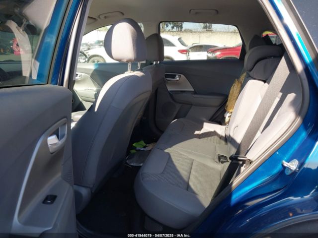 KNDCB3LC3J5204701 KIA NIRO LX