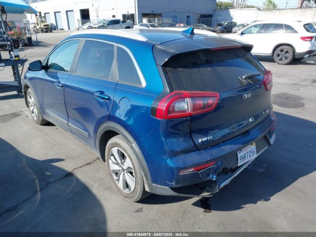 KNDCB3LC3J5204701 KIA NIRO LX