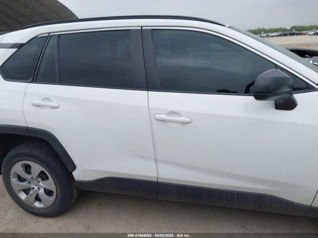 2T3H1RFVXLW099305 Toyota RAV4 LE