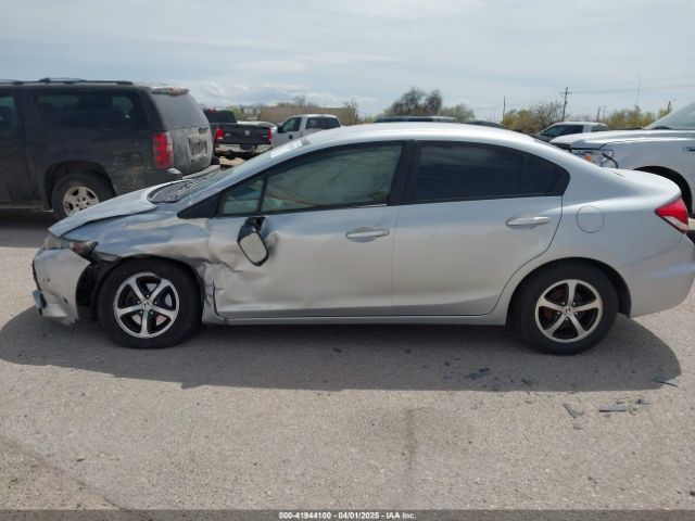 2HGFB2F74FH557519 Honda CIVIC SE