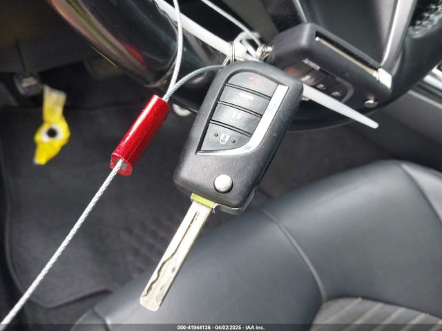 4T1B11HK8KU239899 Toyota CAMRY SE