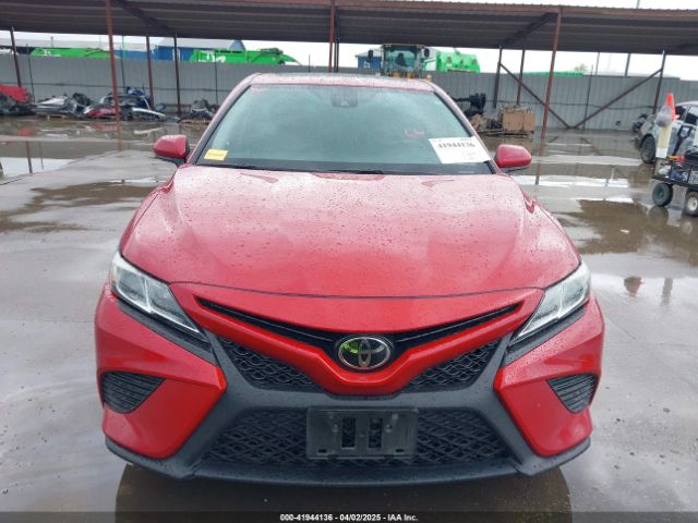 4T1B11HK8KU239899 Toyota CAMRY SE