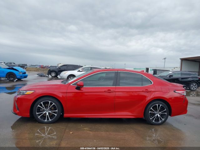 4T1B11HK8KU239899 Toyota CAMRY SE