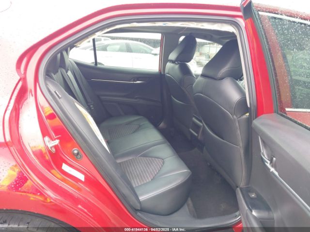 4T1B11HK8KU239899 Toyota CAMRY SE