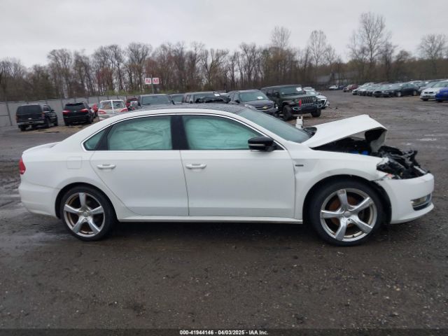 1VWBT7A31EC081966 Volkswagen Passat 1.8t Sport