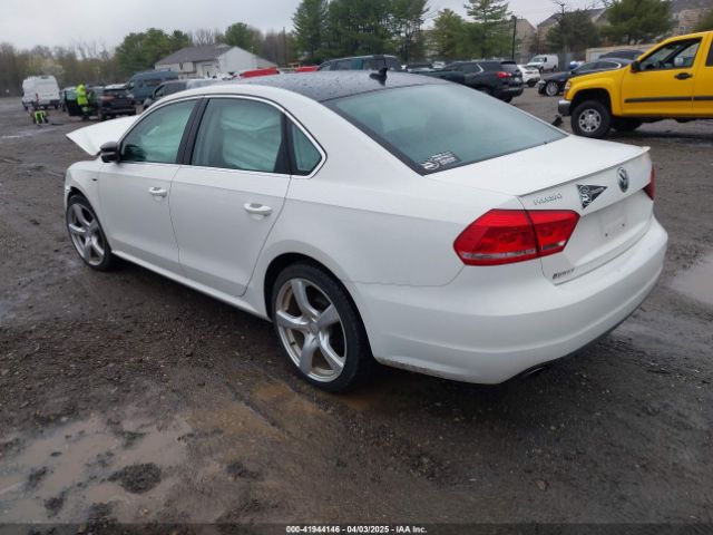 1VWBT7A31EC081966 Volkswagen Passat 1.8t Sport