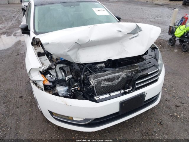 1VWBT7A31EC081966 Volkswagen Passat 1.8t Sport