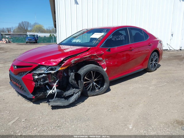 4T1B11HK1KU272114 Toyota CAMRY SE