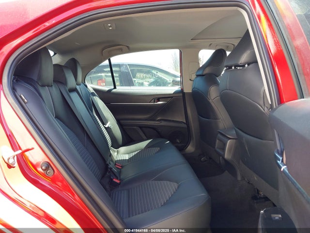 4T1B11HK1KU272114 Toyota CAMRY SE