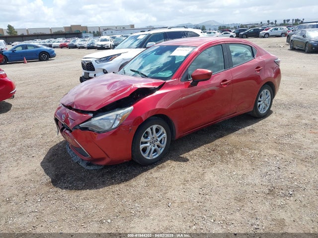 3MYDLBYV1JY301213 Toyota YARIS IA