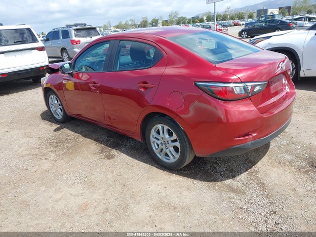 3MYDLBYV1JY301213 Toyota YARIS IA