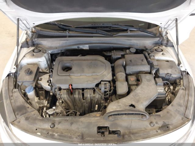 5XXGT4L32KG319002 KIA Optima Lx