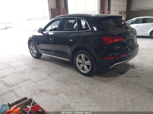 WA1BNAFY9J2144269 Audi Q5 2.0t Premium/2.0t Tech Premium