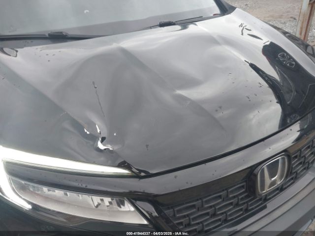 5FNYF8H08LB014836 Honda Passport Awd Elite