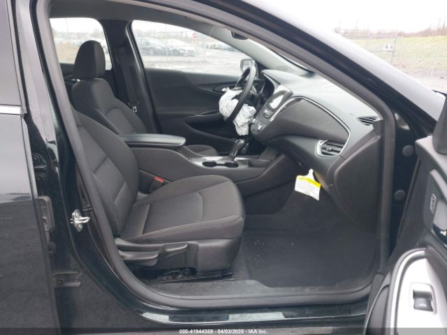 1G1ZD5ST3KF145719 Chevrolet MALIBU LT