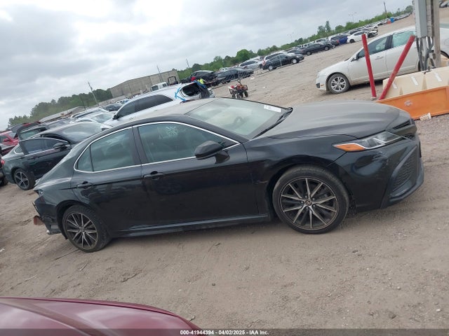 4T1G11AK8MU439782 Toyota CAMRY SE