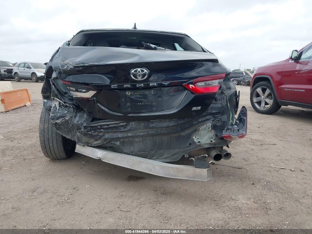 4T1G11AK8MU439782 Toyota CAMRY SE