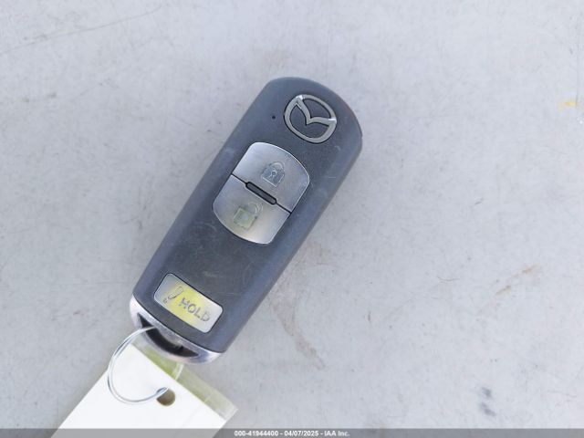 3MZBN1K74HM150824 Mazda pe