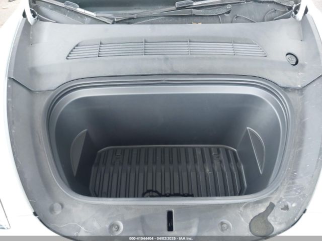 7SAYGDEE5RA222333 Tesla Model Y Long Range Dual Motor All-wheel Drive