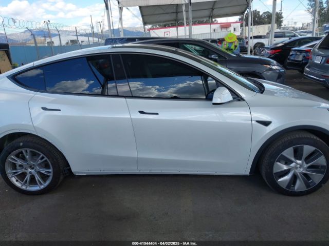 7SAYGDEE5RA222333 Tesla Model Y Long Range Dual Motor All-wheel Drive